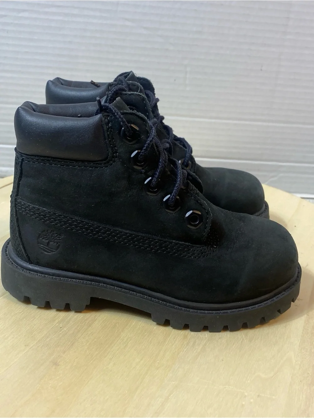 Timberland Black Nubuck Leather Waterproof Boots Kids Size Toddler 8